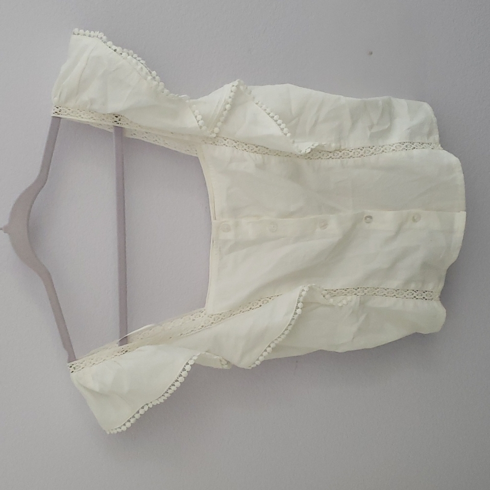 💜LUSH Ruffle Crop Top💜